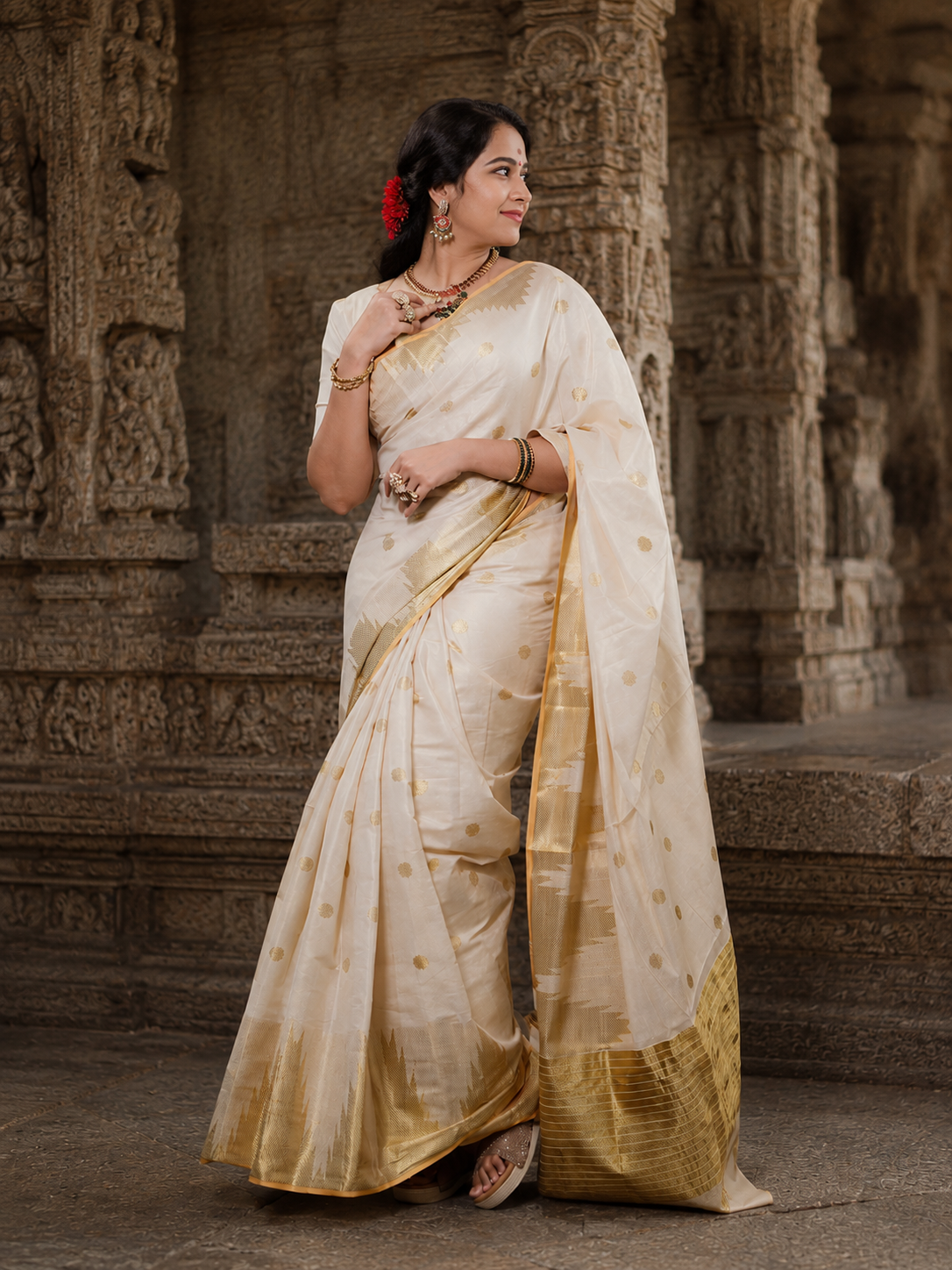 Madhavi Cotton Kasavu Saree