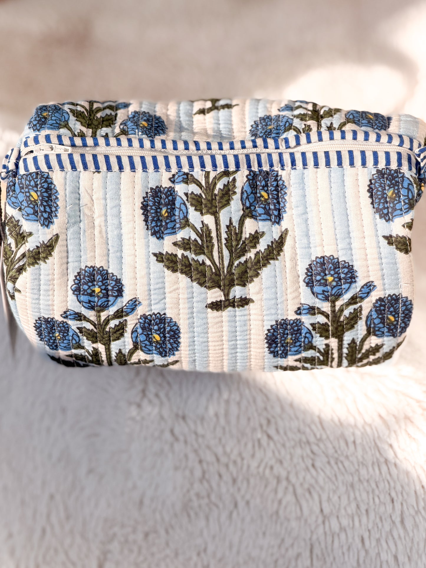 Coastal Blue Floral Pouch Set
