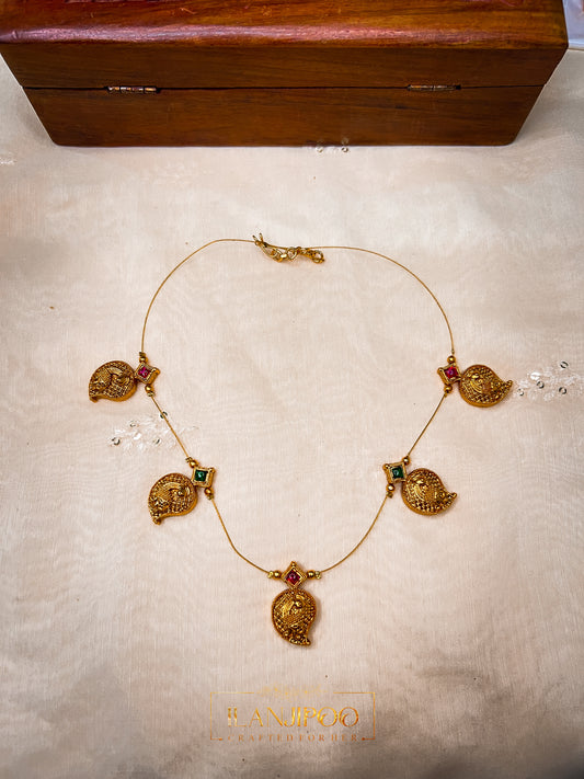 Invisible mango Necklace