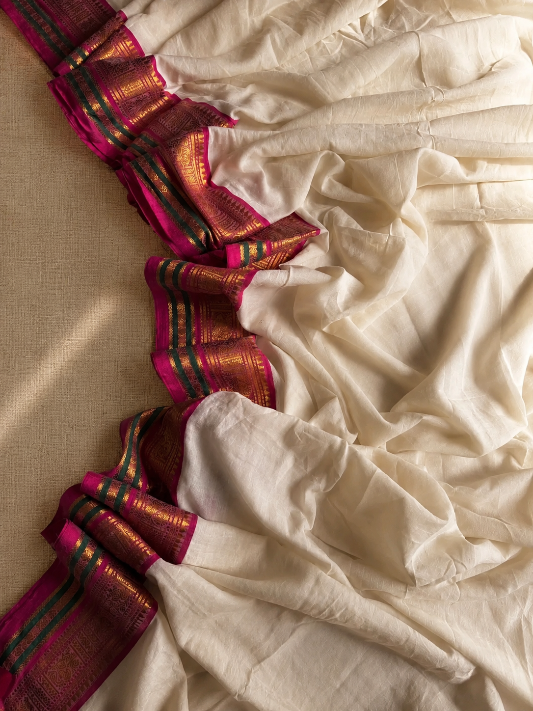 Mandaharam Mul Cotton Saree