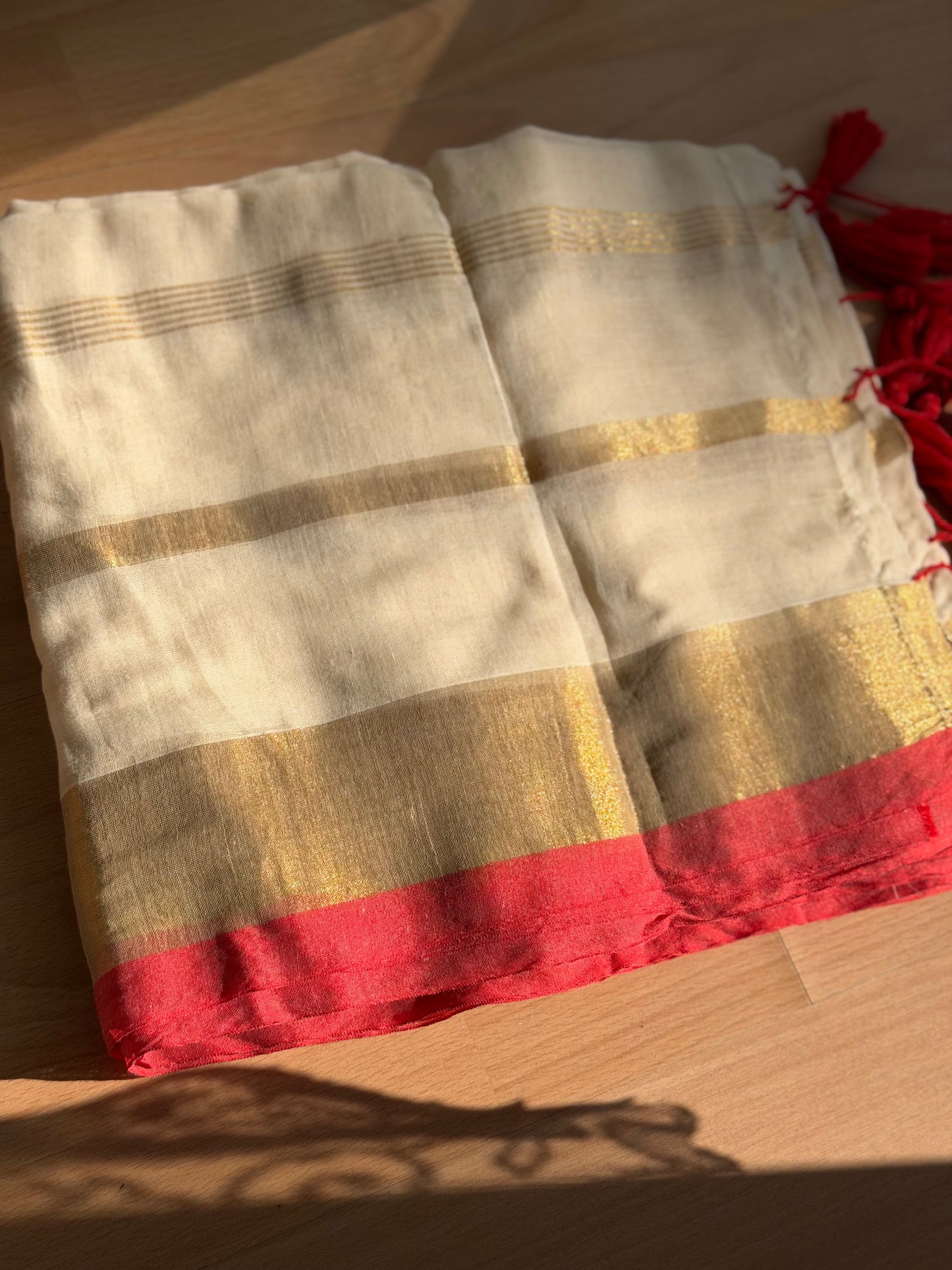 Golden stripes Mul Cotton Saree