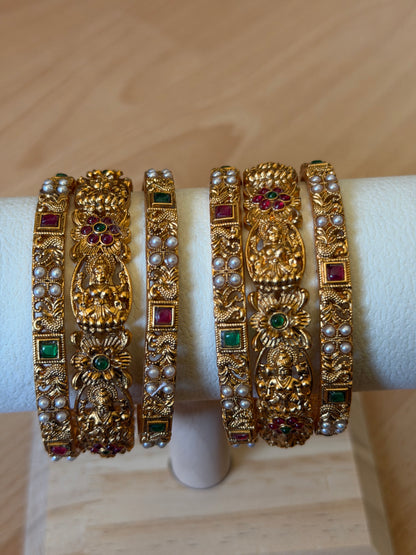 Laxmi Design Bangles Set