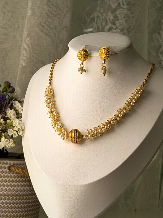 Classic White pearl Necklace and Earring Set